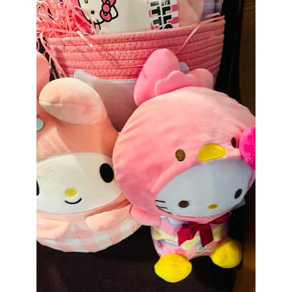 Hello Kitty storage Easter gift basket My Melody and Hello Kitty  Easter plush - Picture 2 of 11